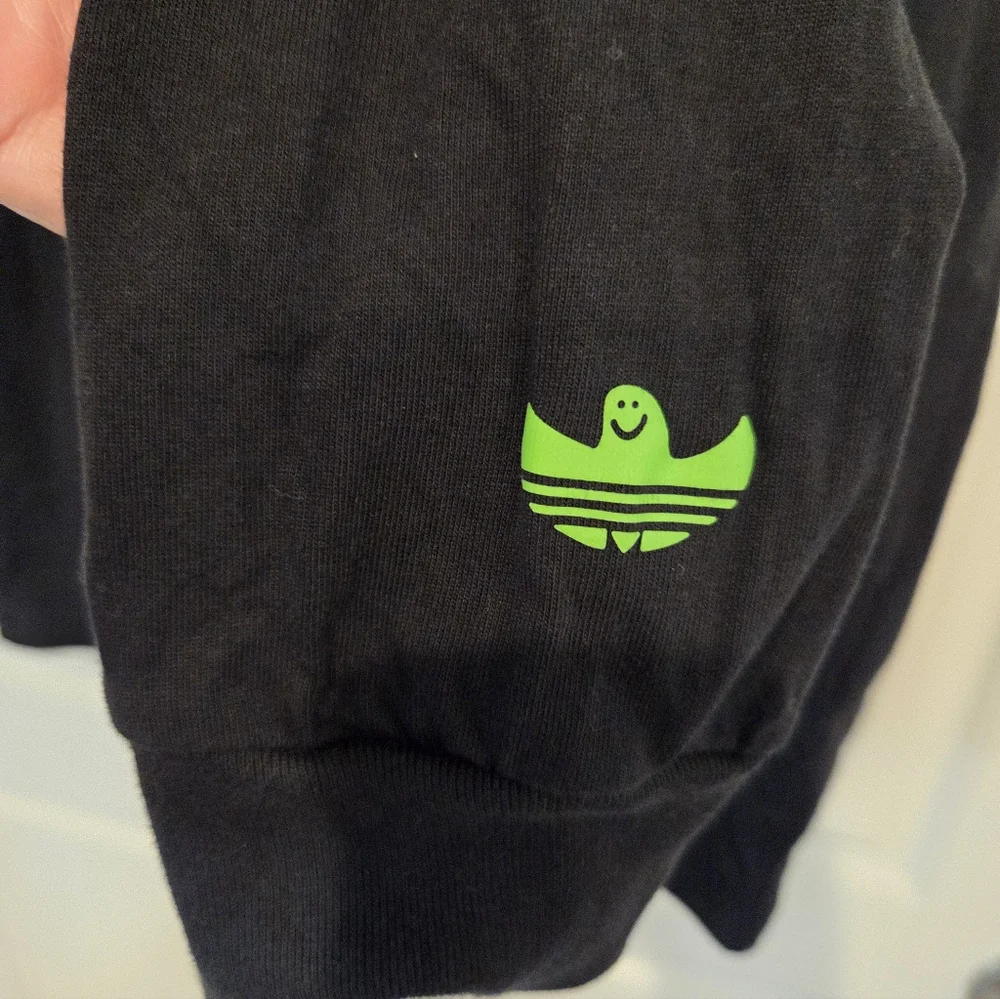 adidas Schmoo Foil Art Black Long Sleeve T-Shirt SIZE SMALL